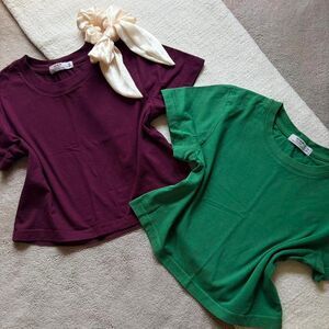 cotton on | size xs — bundle of 2 wine + kelly green baby tees